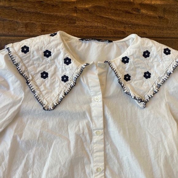 Zara Poplin White Embroidered Blouse Size Small Peter Pan Collar 100% Cotton - Picture 2 of 8